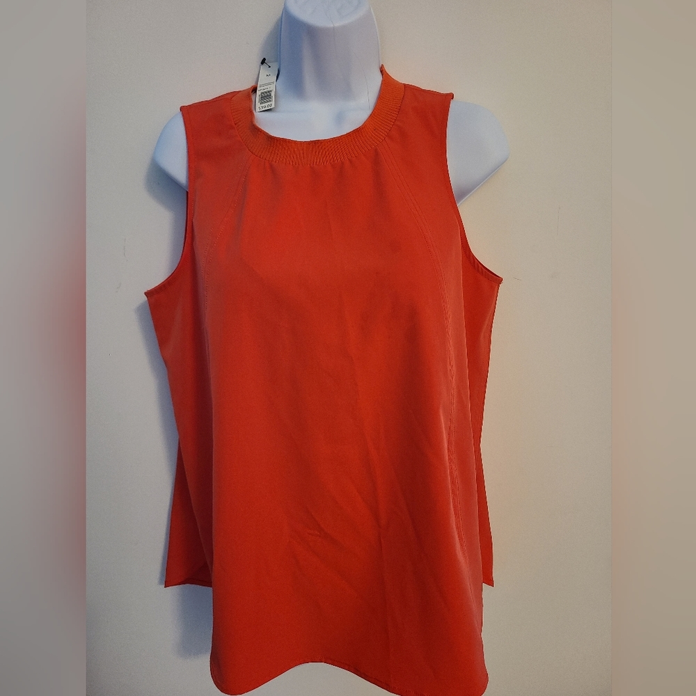 The Limited Tank NWT Size M Orange Sleeveless Shirt